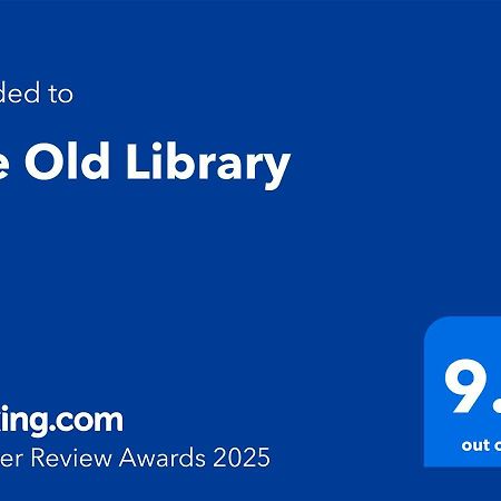 キャッスル・クーム The Old Libraryヴィラ エクステリア 写真